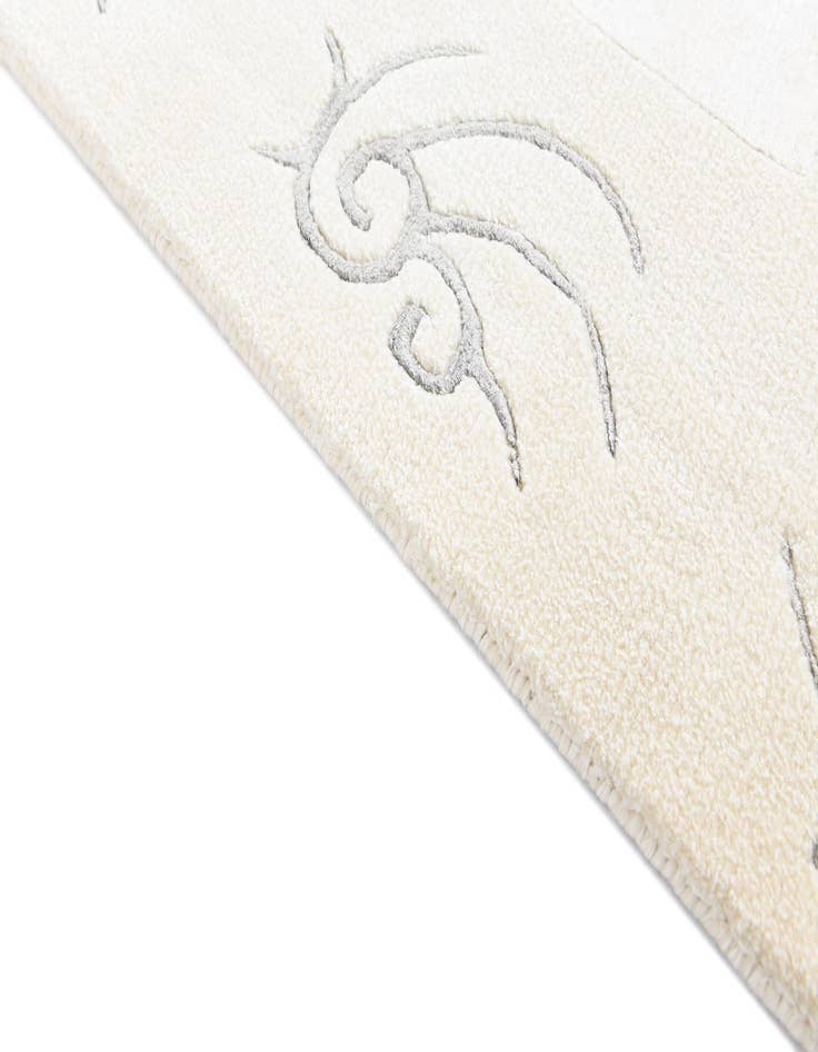 Detail image of 4' 9 x 6' 8 Darya Rug