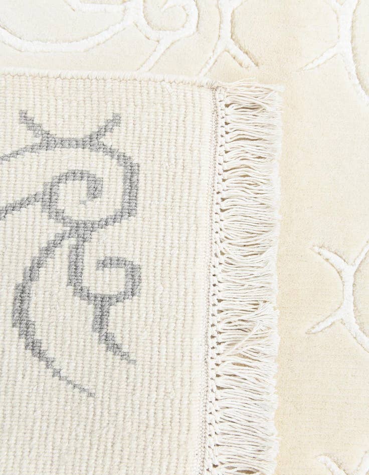 Detail image of 4' 9 x 6' 8 Darya Rug