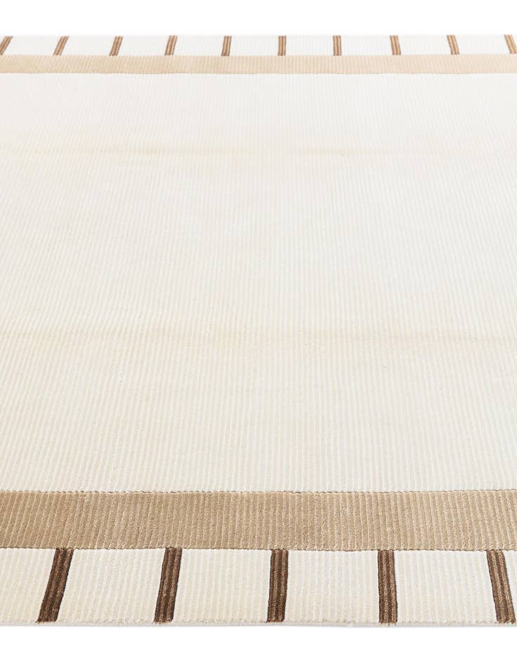 Detail image of 5' 7 x 7' 11 Darya Rug