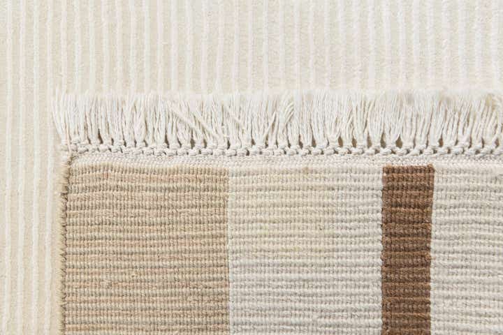 5' 7 x 7' 11 Darya Rug