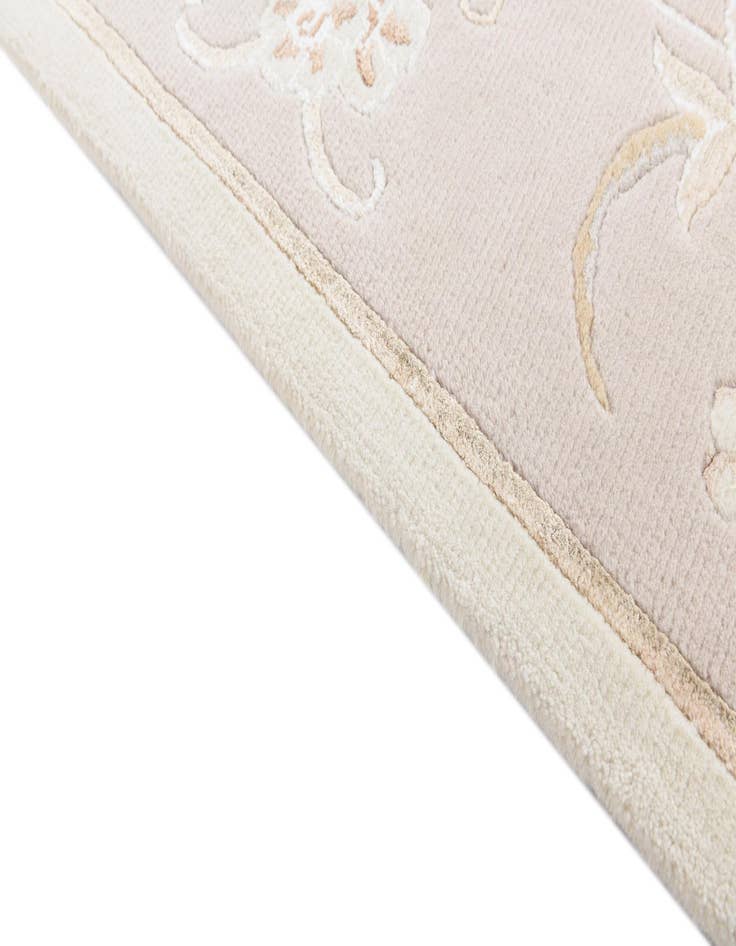 Detail image of 5' 9 x 7' 11 Darya Rug