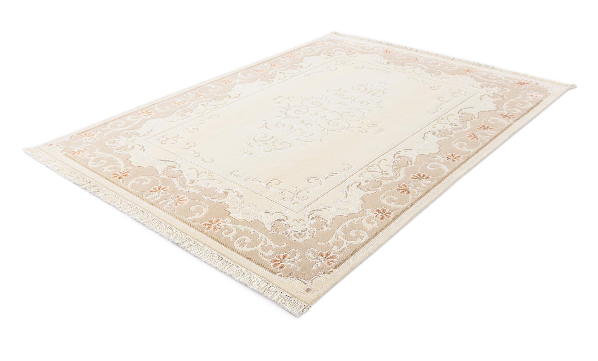5' 11 x 8' Darya Rug