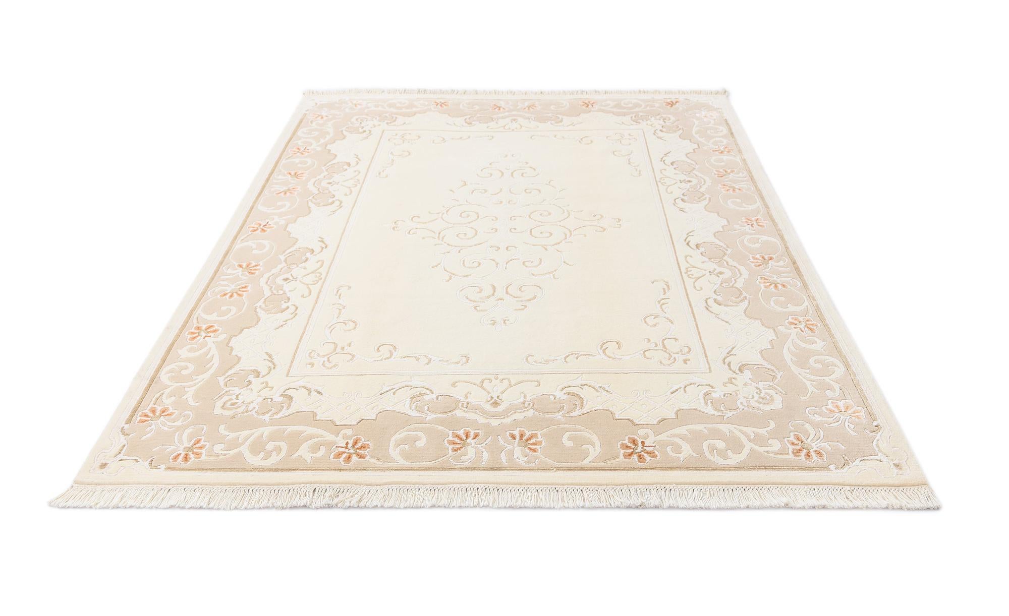 5' 11 x 8' Darya Rug