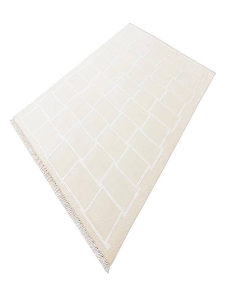 Detail image of 5' 9 x 8' 2  Hand Knotted Darya Wool Rug