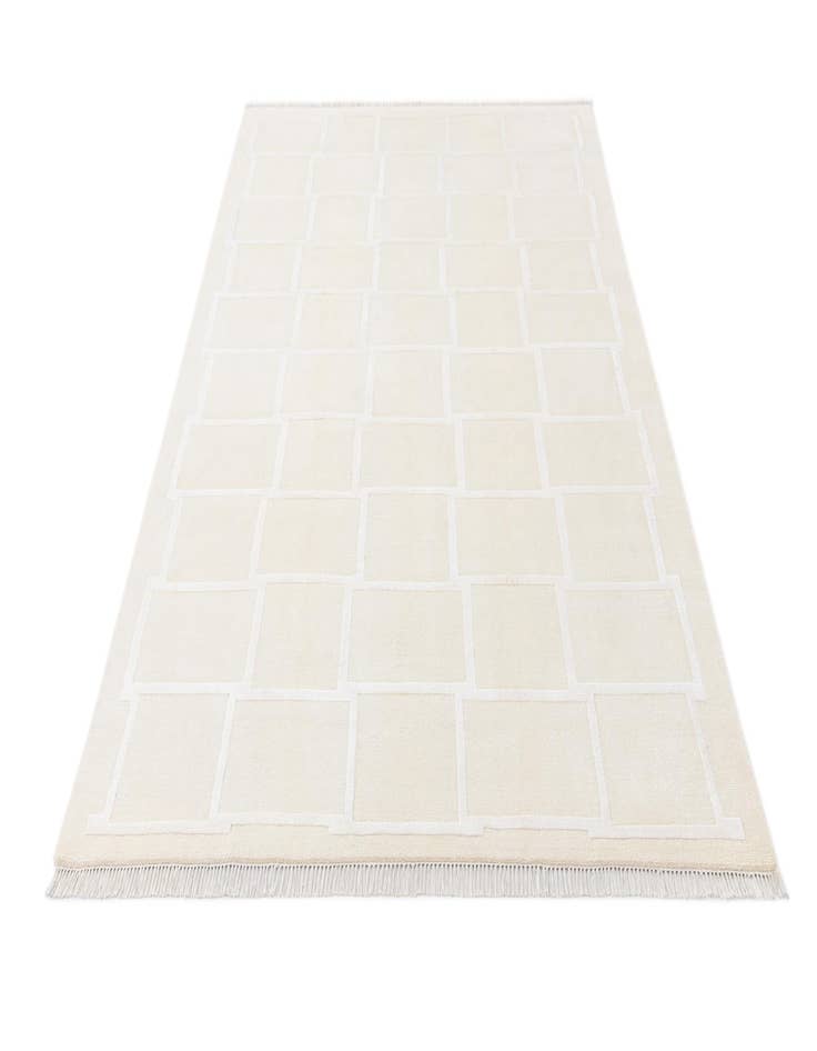 Detail image of 5' 9 x 8' 2  Hand Knotted Darya Wool Rug