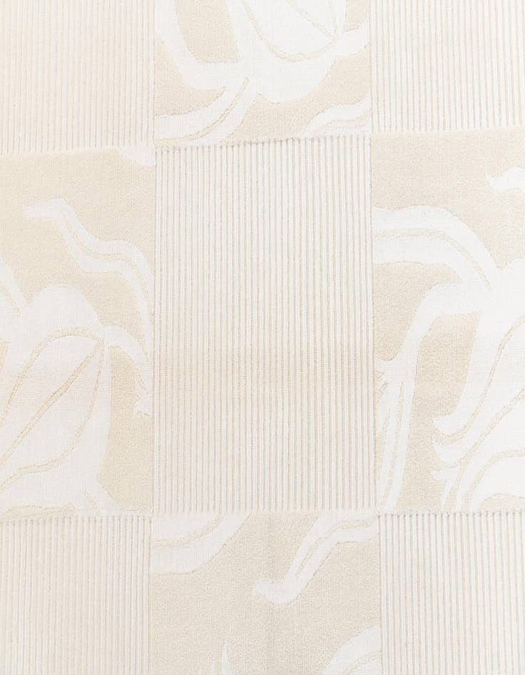 Detail image of 5' 7 x 7' 9  Hand Knotted Darya Wool Rug