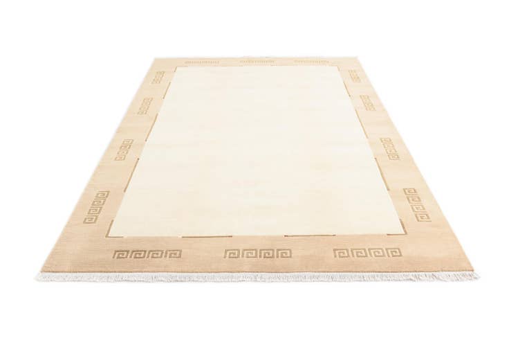 Detail image of 6' 6 x 9' 7 Hand Knotted Darya Wool Rug