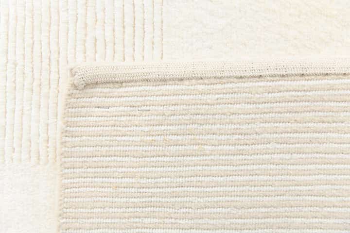 6' 8 x 9' 11 Hand Knotted Darya Wool Rug