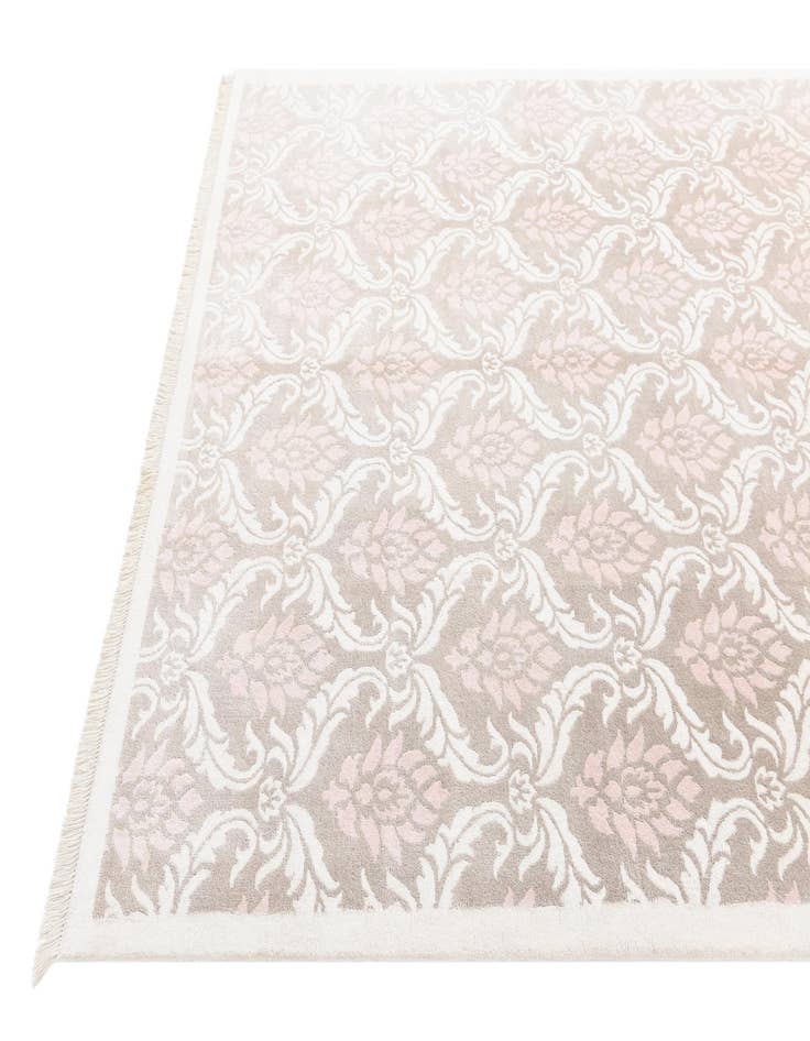 Detail image of 6' 8 x 9' 11  Hand Knotted Darya Wool Rug