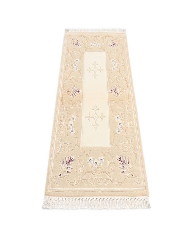 Detail image of 2' 8 x 4' 8  Hand Knotted Darya Rug