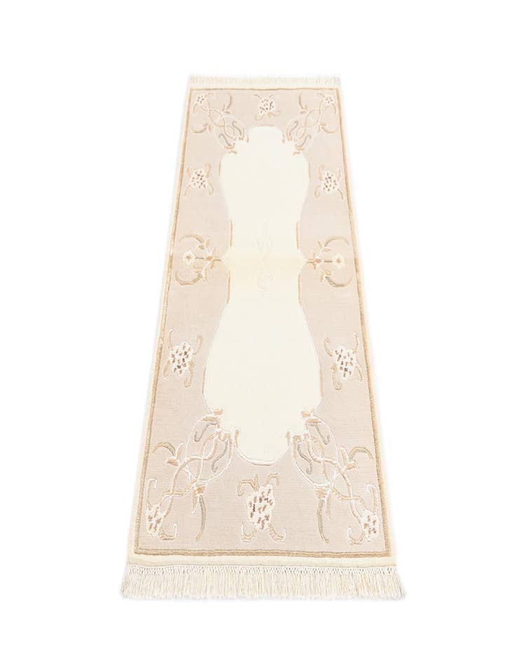 Detail image of 2' 7 x 4' 10  Hand Knotted Darya Rug