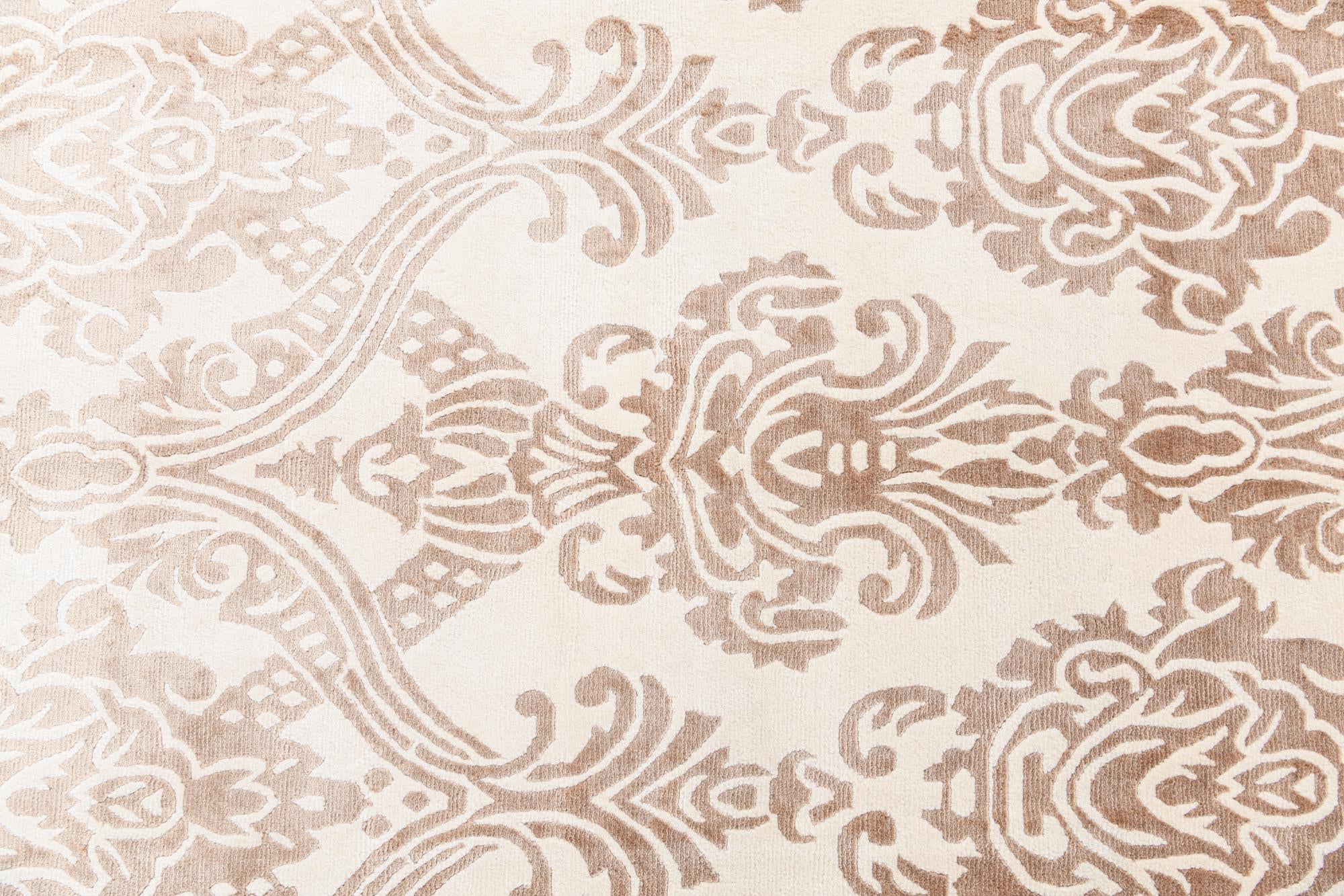 6' 9 x 9' 11 Hand Knotted Darya Wool Rug