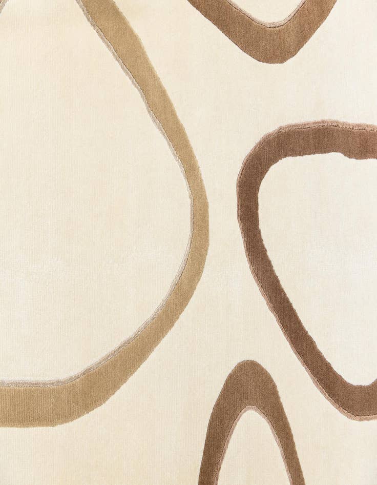 Detail image of 6' 4 x 9' 3  Hand Knotted Darya Wool Rug