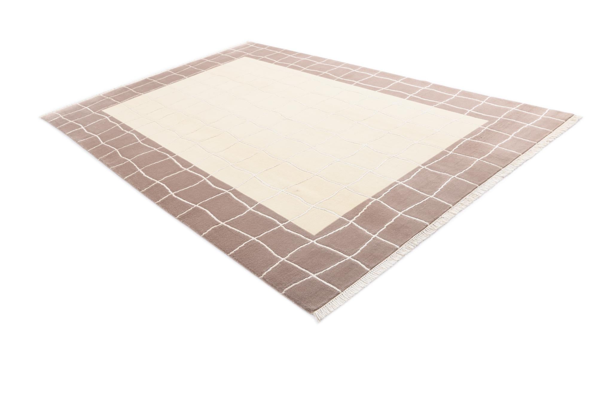 6' x 9' 7 Hand Knotted Darya Wool Rug