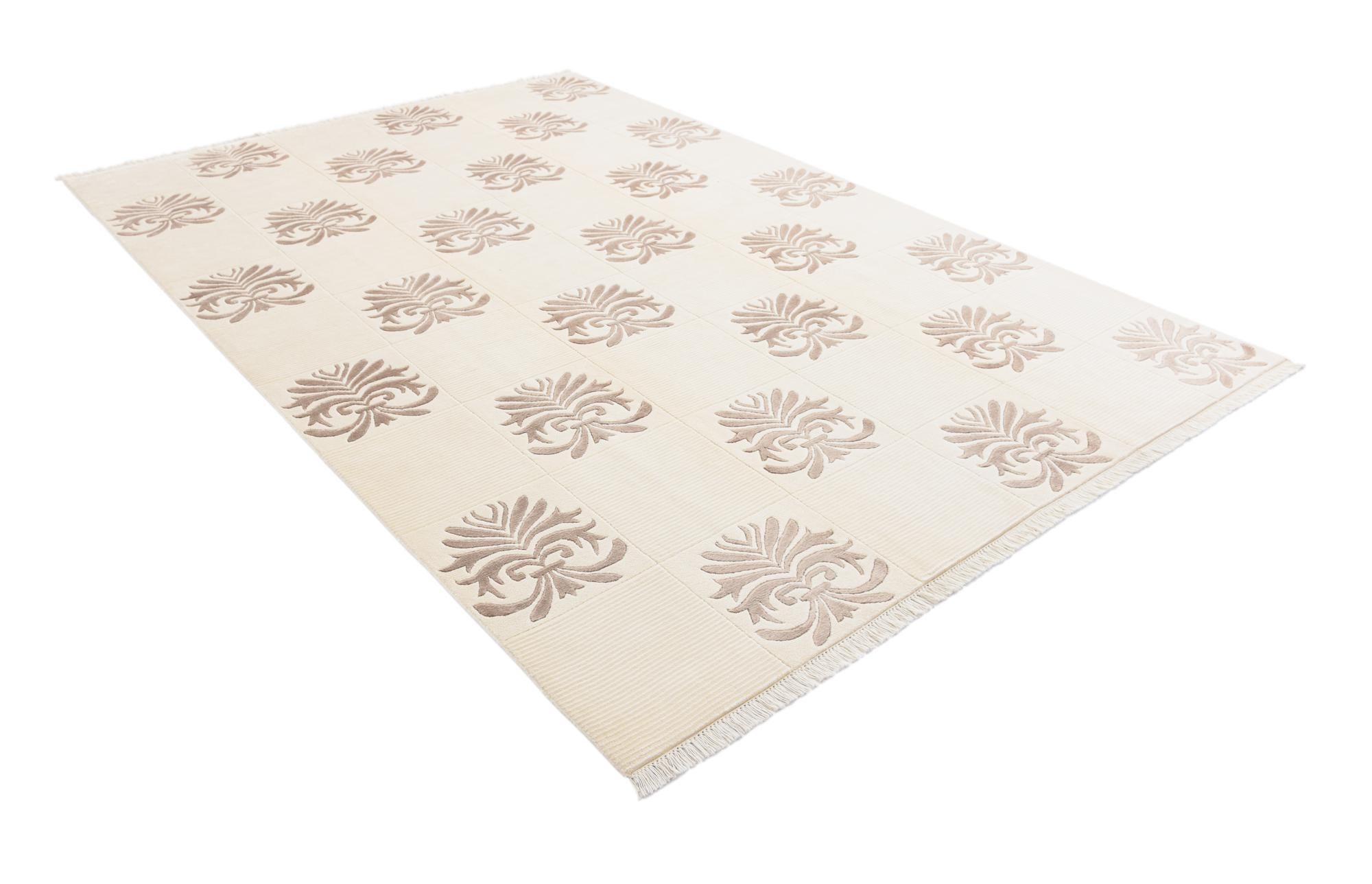 6' 7 x 9' 7 Hand Knotted Darya Wool Rug