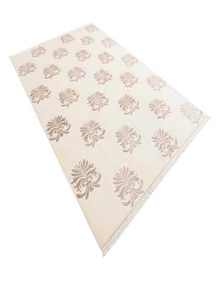 Detail image of 6' 7 x 9' 7  Hand Knotted Darya Wool Rug