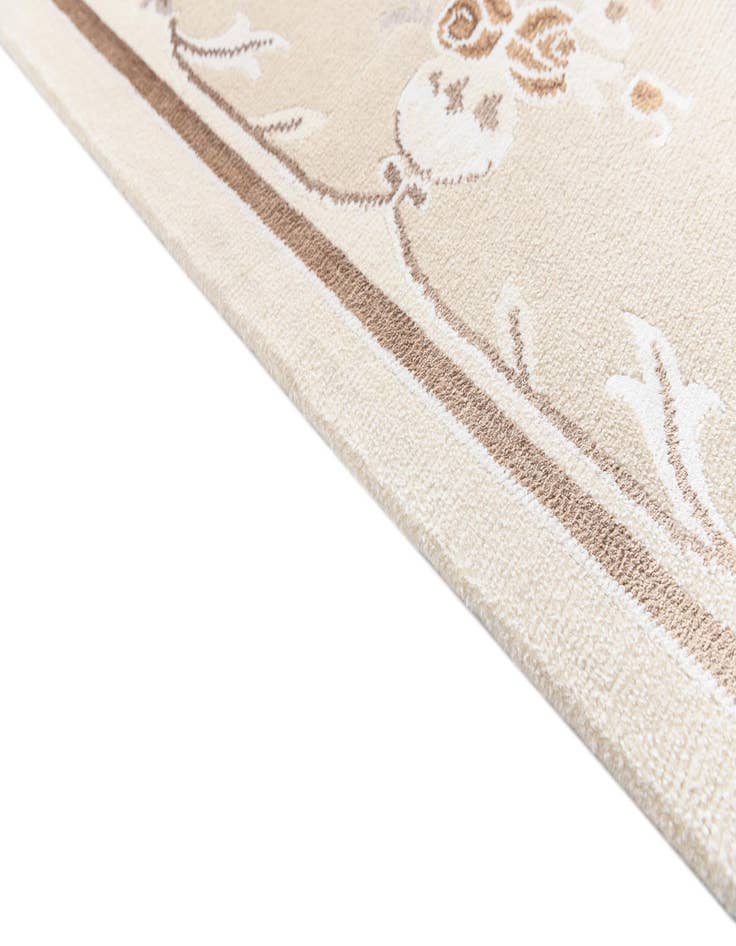 Detail image of 6' 9 x 9' 10 Hand Knotted Darya Wool Rug