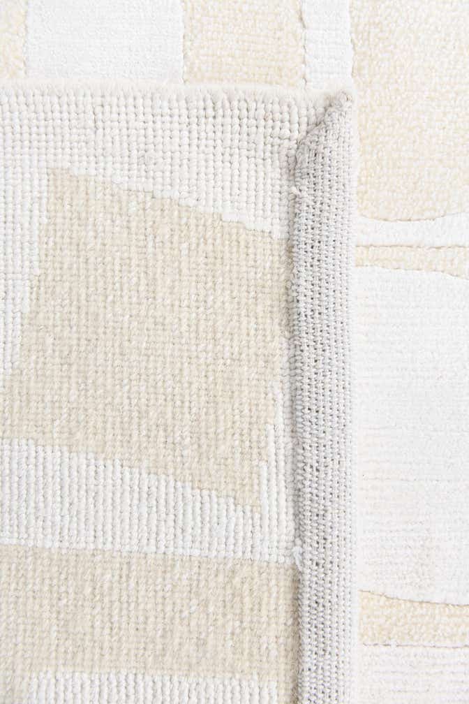 6' 7 x 10' 2 Hand Knotted Darya Wool Rug