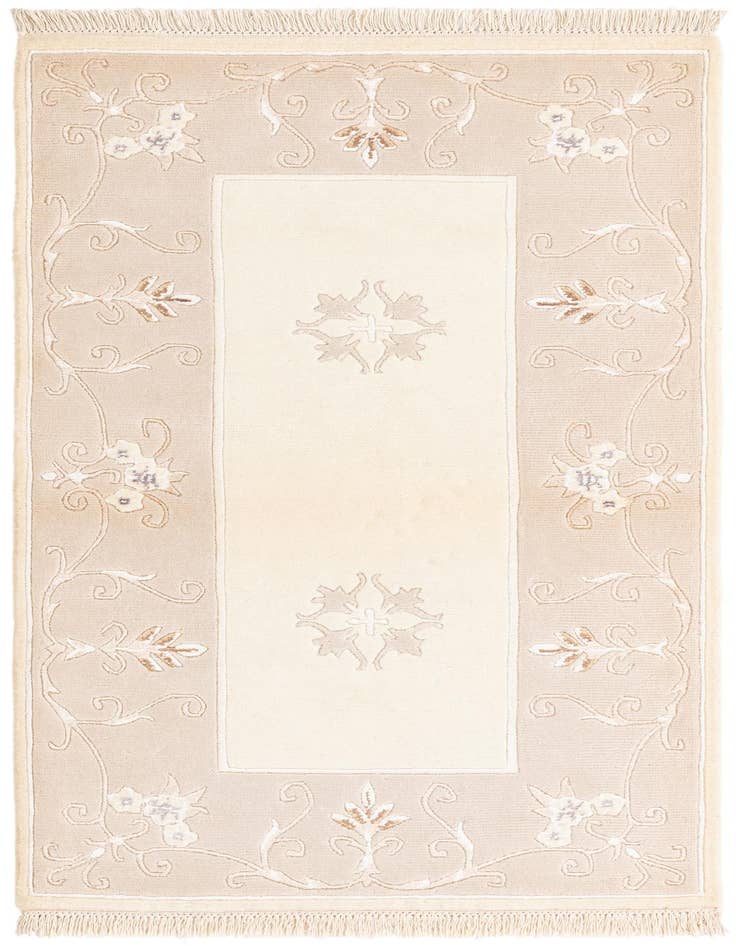 Detail image of 2' 10 x 4' 11 Hand Knotted Darya Wool Rug