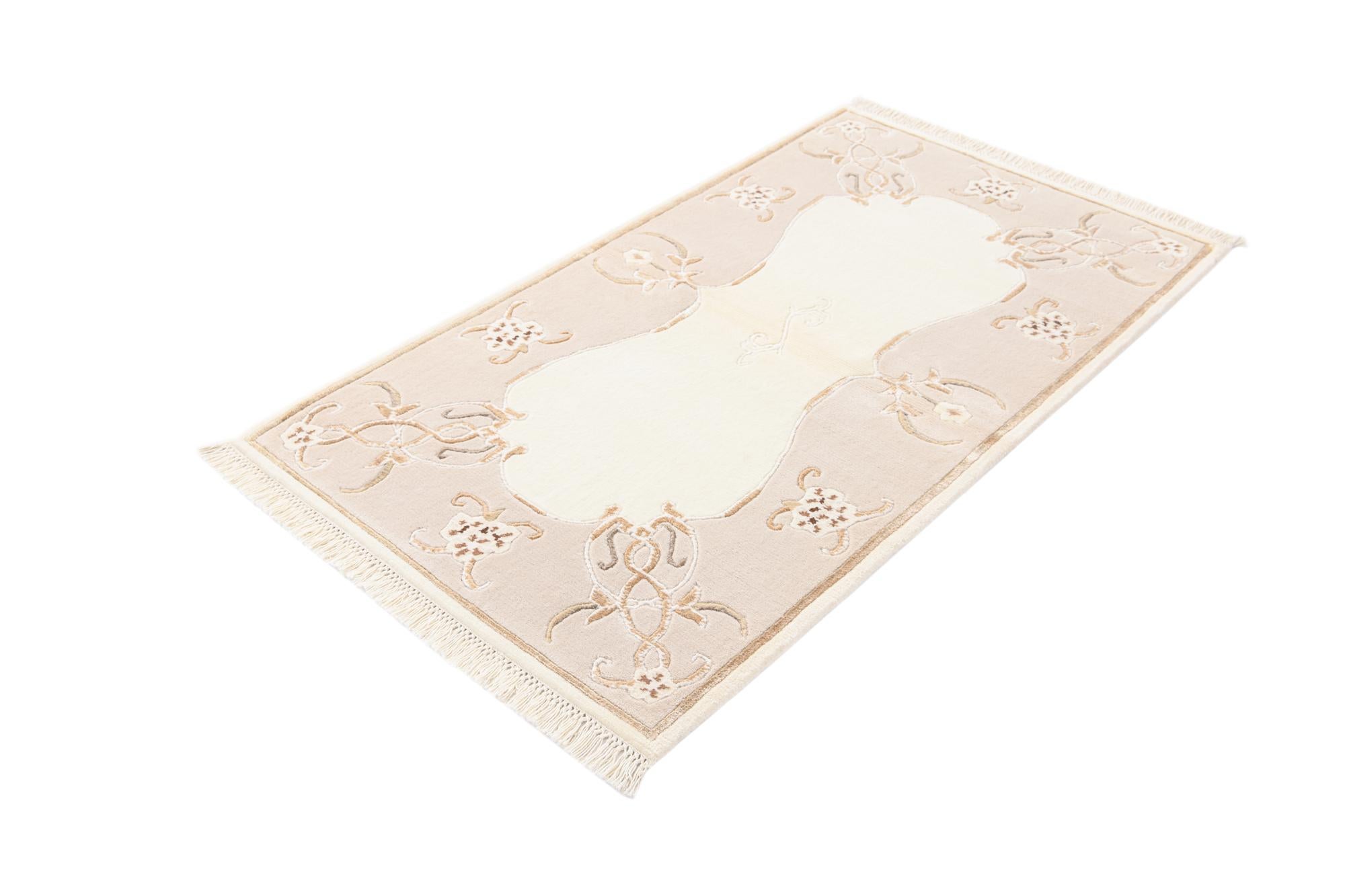 2' 9 x 4' 11 Hand Knotted Darya Wool Rug