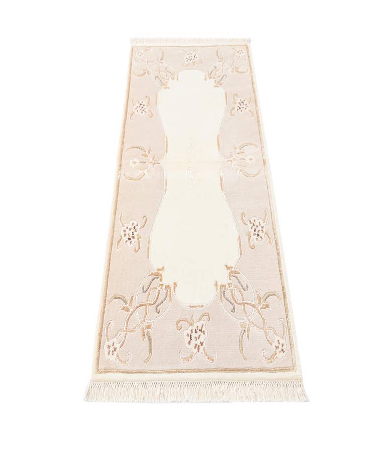 Detail image of 2' 9 x 4' 11  Hand Knotted Darya Wool Rug