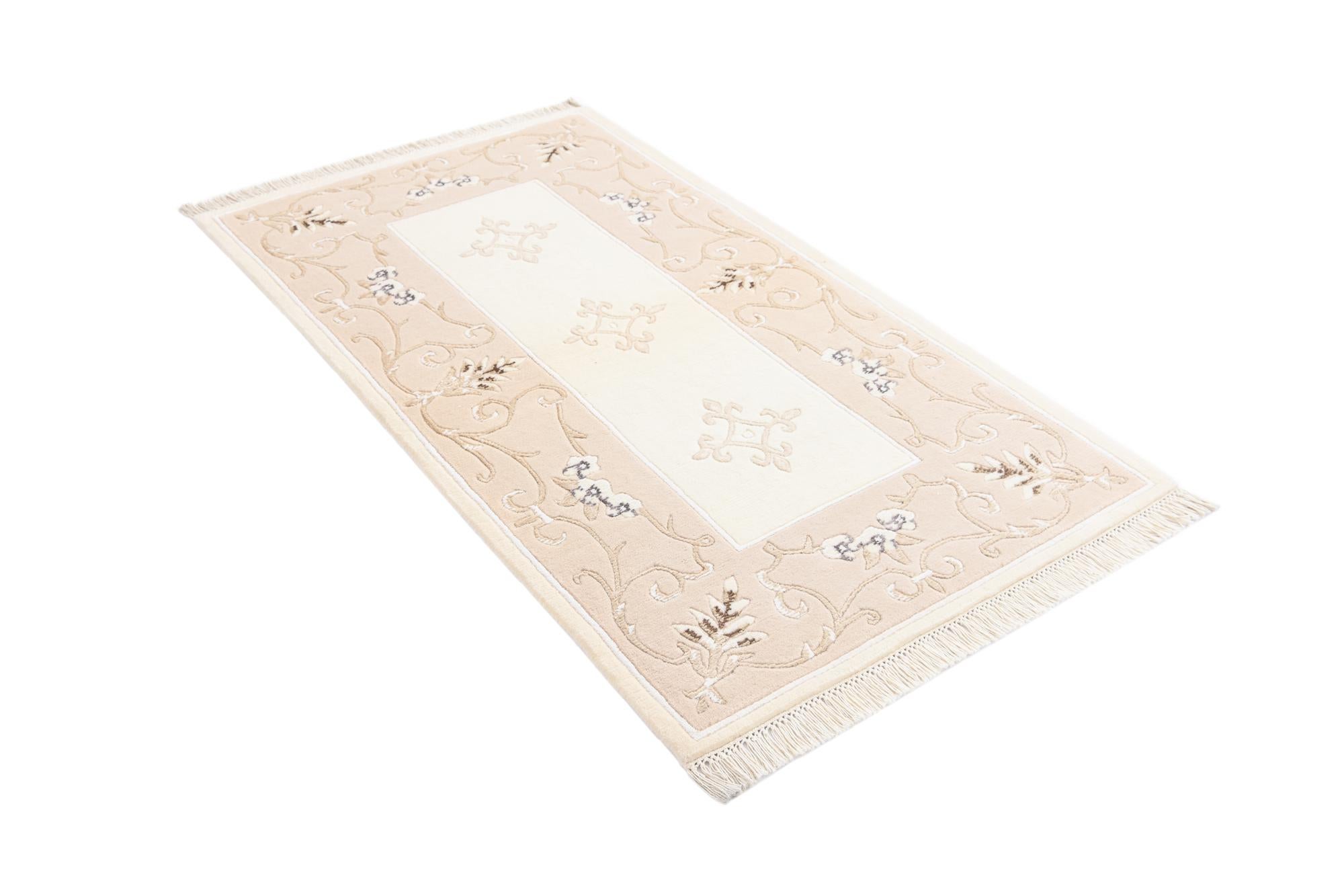 2' 9 x 5' Hand Knotted Darya Wool Rug