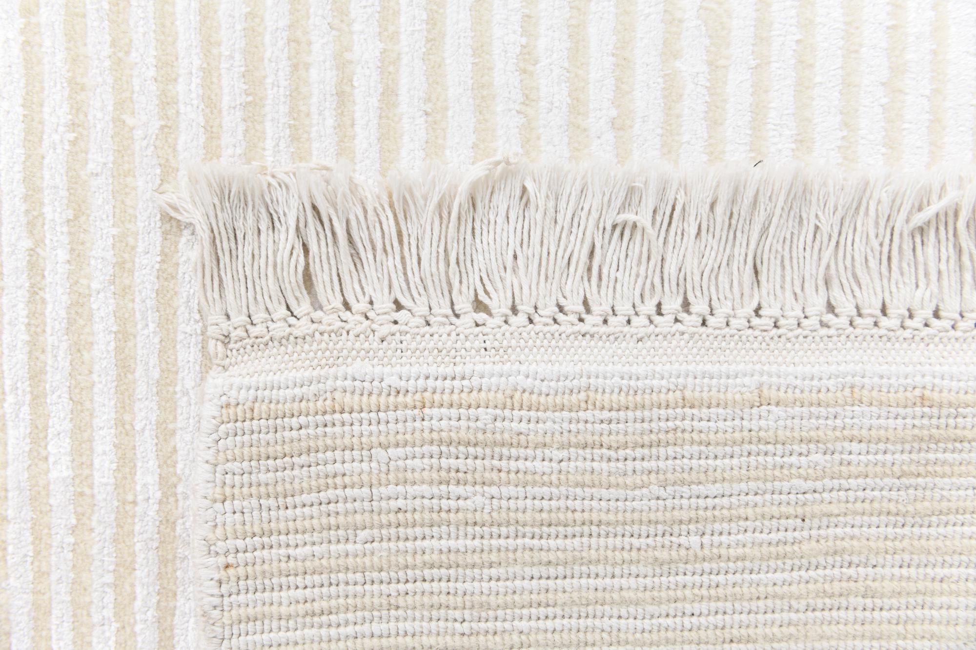 6' 11 x 9' 7 Hand Knotted Darya Wool Rug