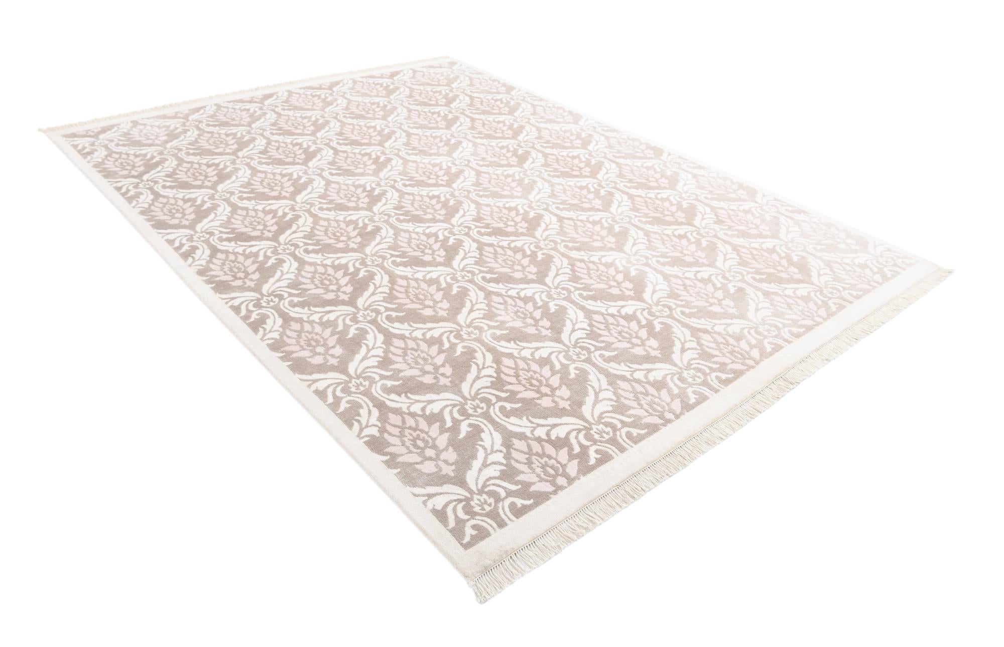 7' 11 x 10' 6 Hand Knotted Darya Wool Rug