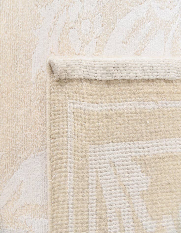 Detail image of 8' 3 x 11' 8  Hand Knotted Darya Wool Rug