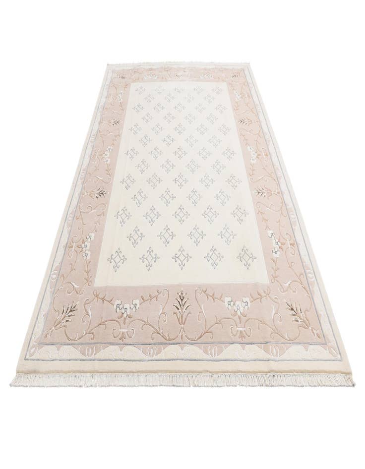 Detail image of 8' 2 x 11' 3  Hand Knotted Darya Rug