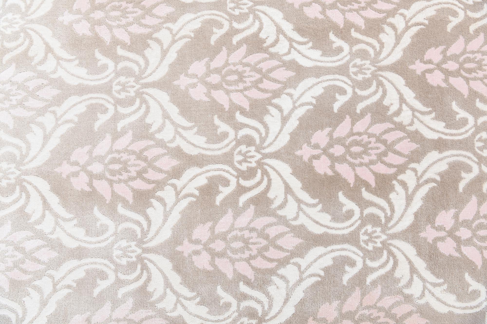 6' 11 x 10' 1 Hand Knotted Darya Wool Rug
