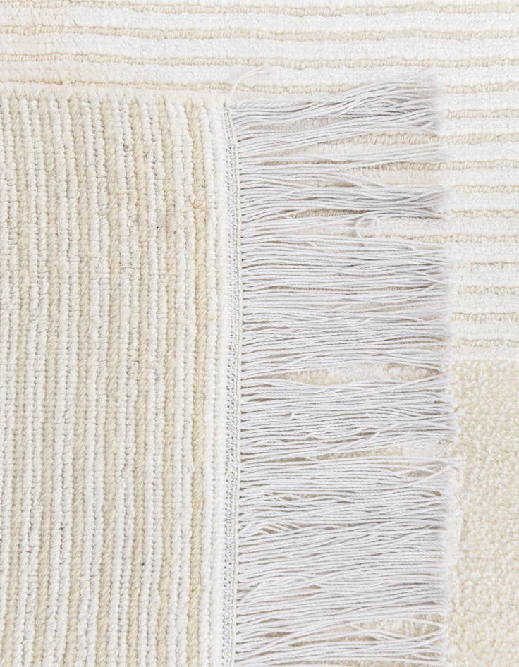 Detail image of 5' 8 x 8'  Hand Knotted Darya Wool Rug