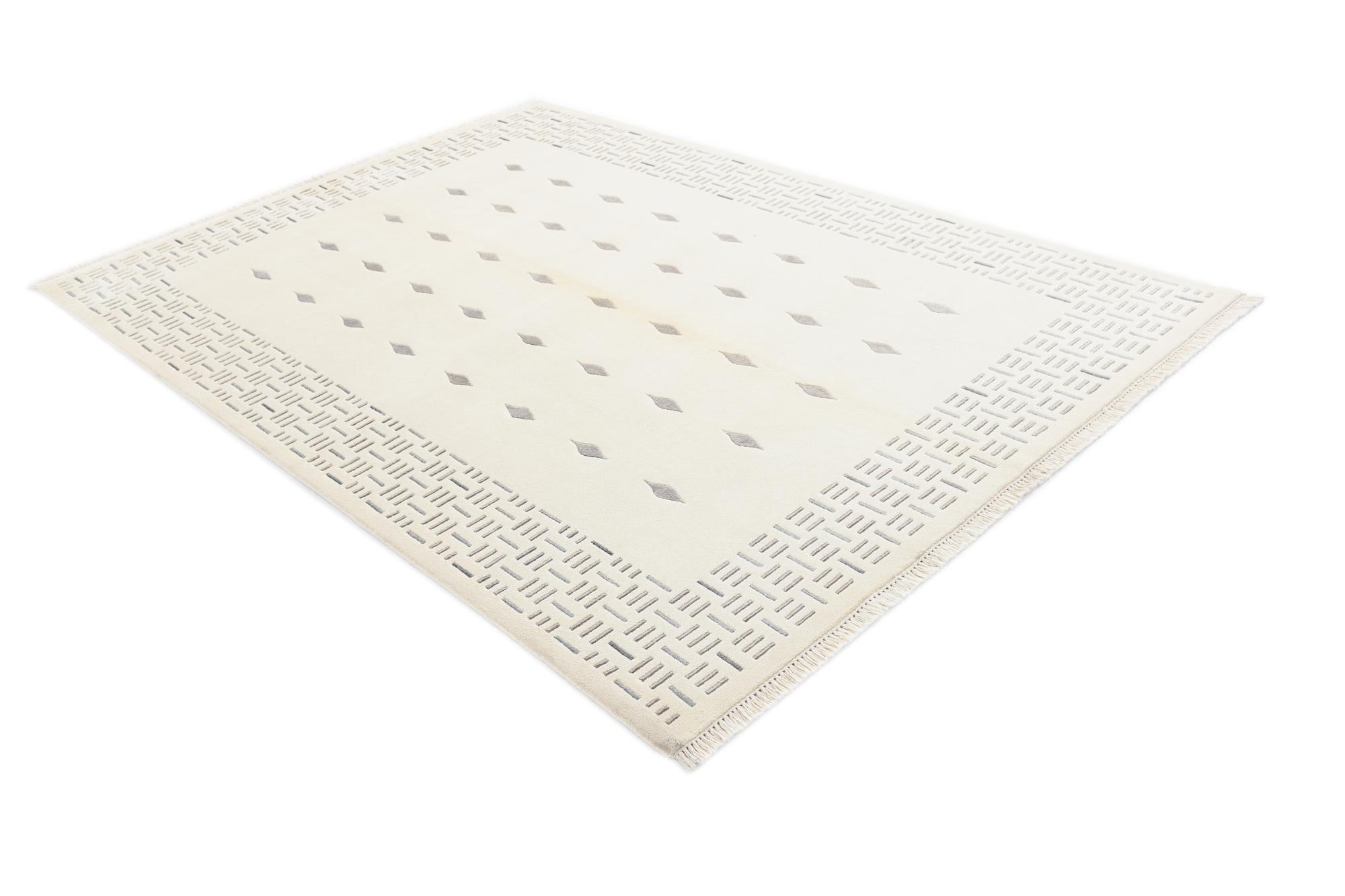 5' 7 x 7' 10 Hand Knotted Darya Rug