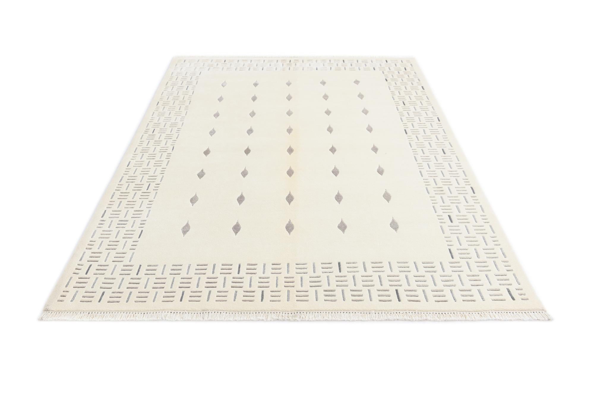 5' 7 x 7' 10 Hand Knotted Darya Rug
