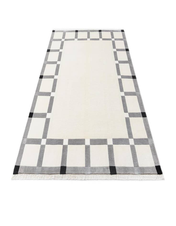 Detail image of 5' 6 x 7' 9  Hand Knotted Darya Wool Rug