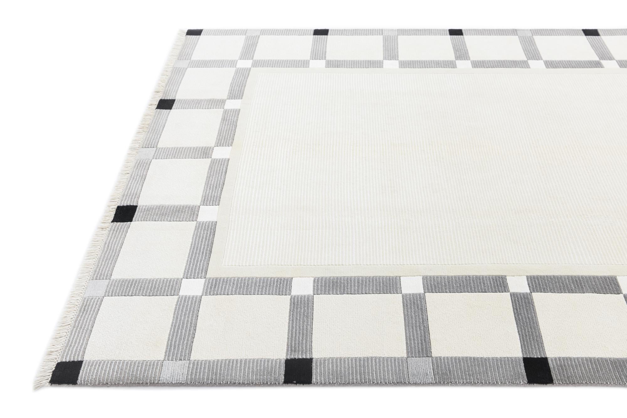 5' 6 x 7' 9 Hand Knotted Darya Wool Rug