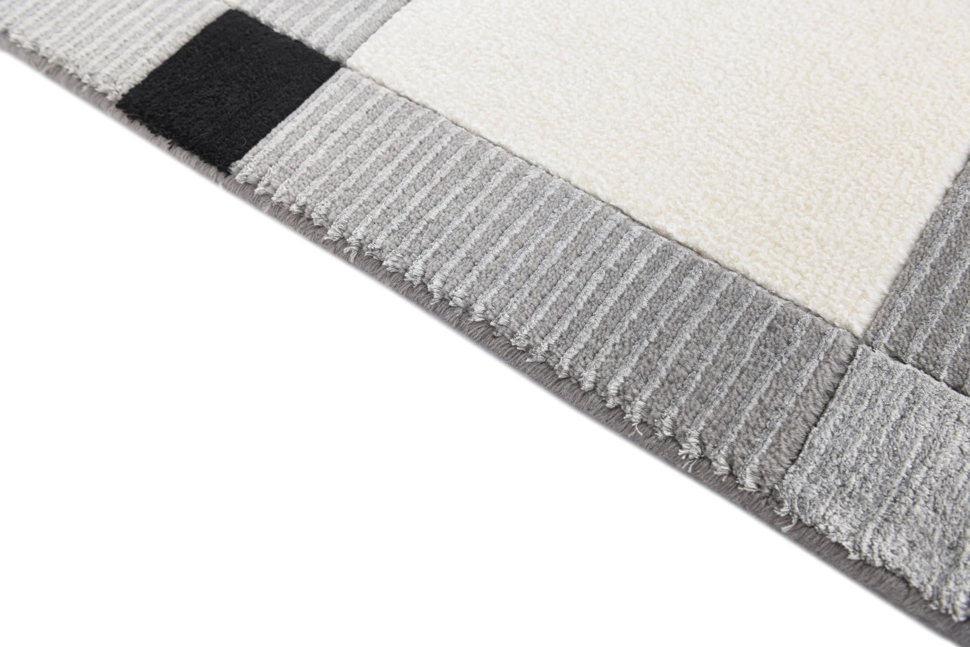 5' 6 x 7' 9 Hand Knotted Darya Wool Rug
