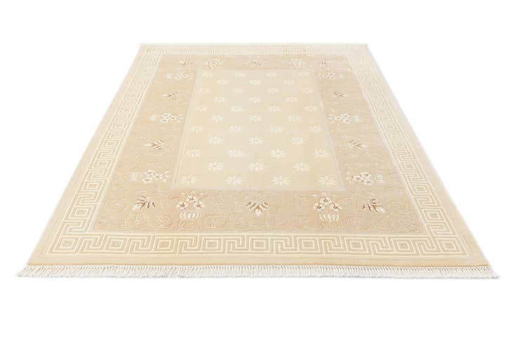 Detail image of 5' 7 x 7' 10 Hand Knotted Darya Rug