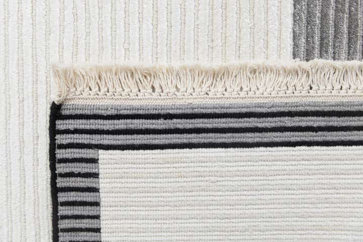 5' 6 x 7' 9 Hand Knotted Darya Wool Rug