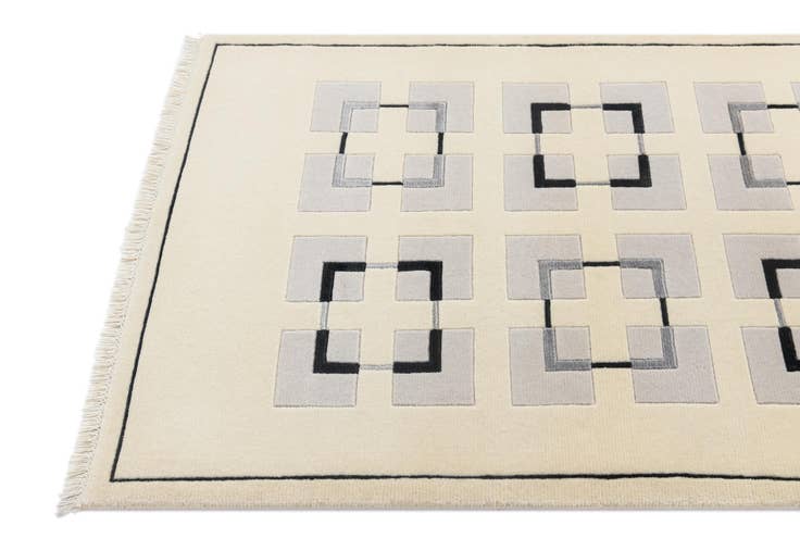 Detail image of 2' 11 x 5' Hand Knotted Darya Rug