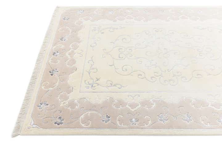 4' 11 x 6' 10 Darya Rug