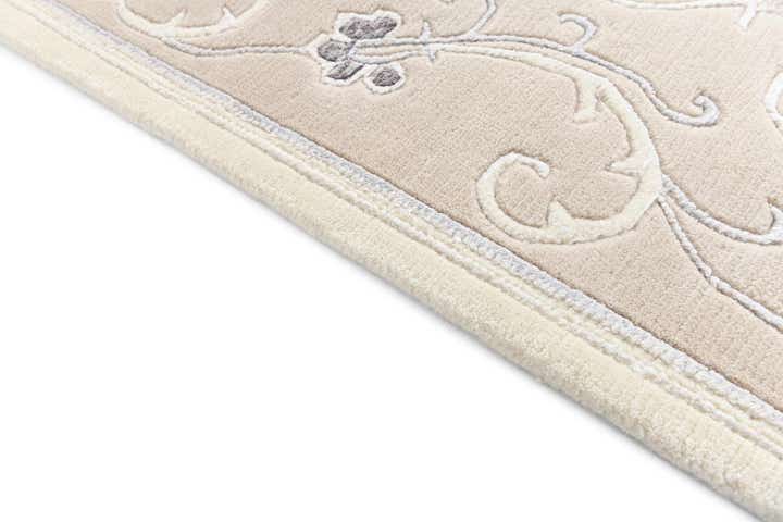 4' 11 x 6' 10 Darya Rug