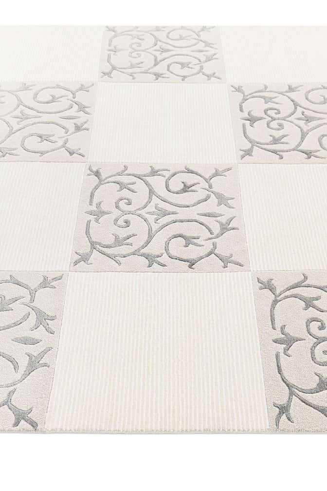 5' 7 x 7' 11 Darya Rug