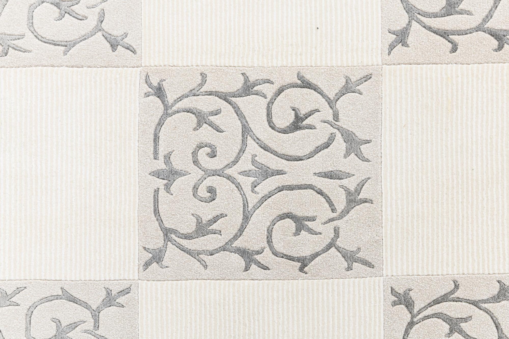 5' 7 x 7' 11 Darya Rug