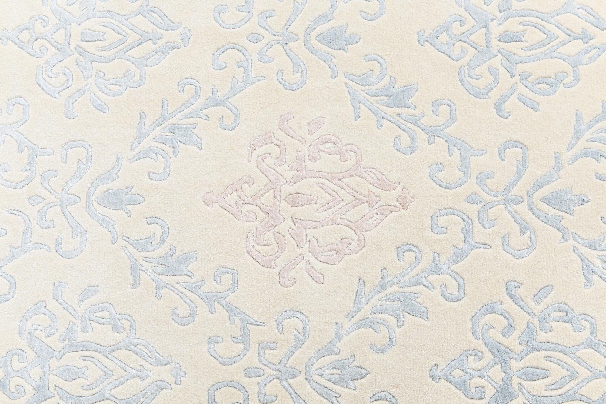 5' 7 x 7' 10 Darya Rug