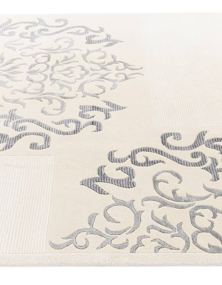 Detail image of 5' 6 x 7' 10 Darya Rug