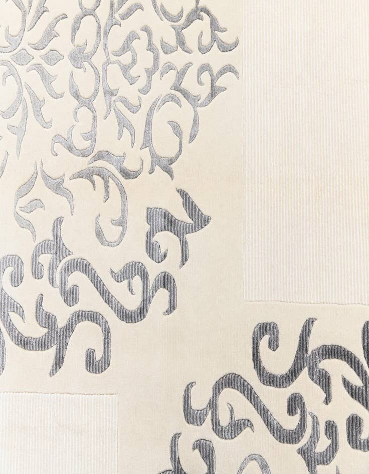 Detail image of 5' 6 x 7' 10 Darya Rug