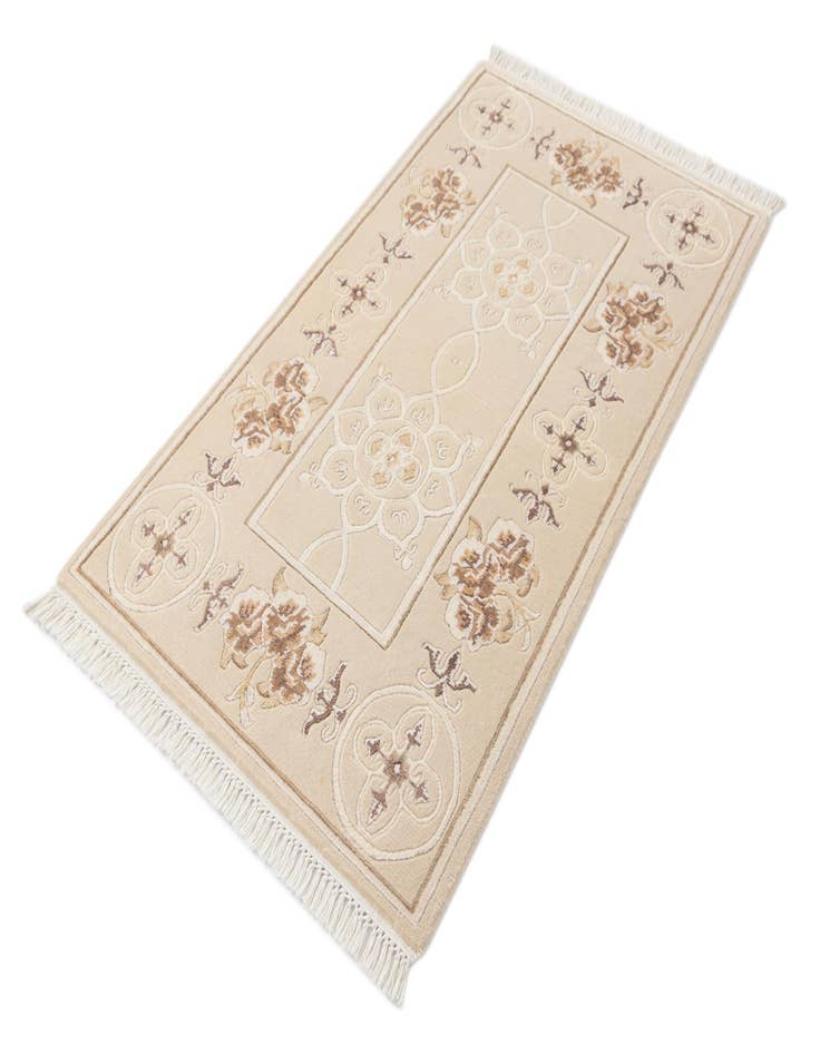 Detail image of 2' 8 x 4' 10 Hand Knotted Darya Wool Rug