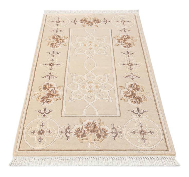 Detail image of 2' 8 x 4' 10 Hand Knotted Darya Wool Rug