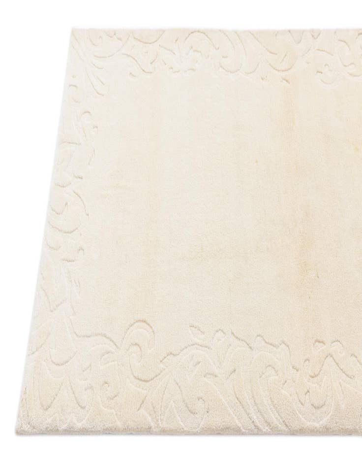 Detail image of 3' 1 x 4' 10  Hand Knotted Darya Wool Rug